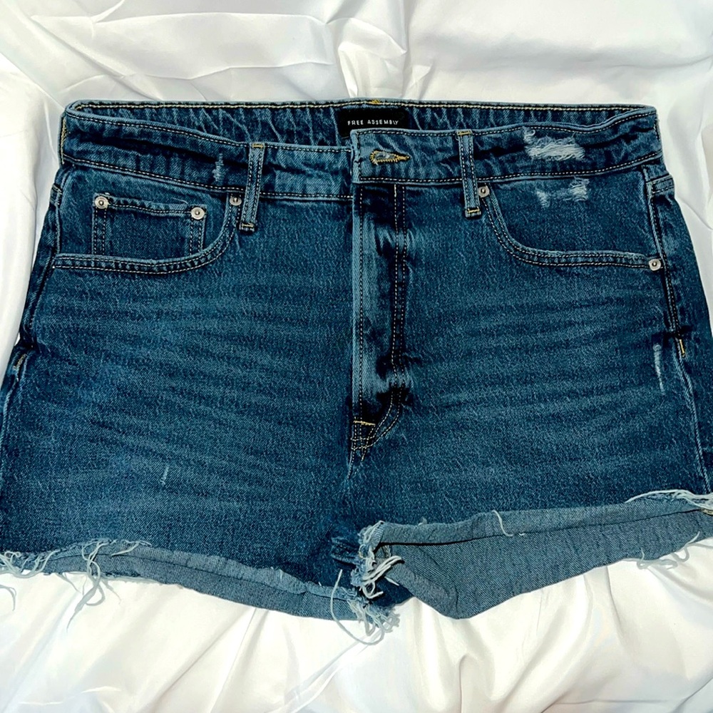 Women’s Denim shorts sz 14